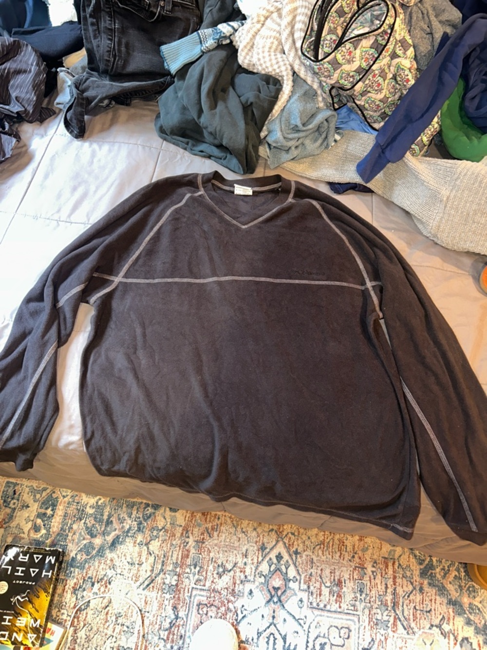 Columbia Men's V-Neck Sweater in Dark Brown with Contrast Stitching